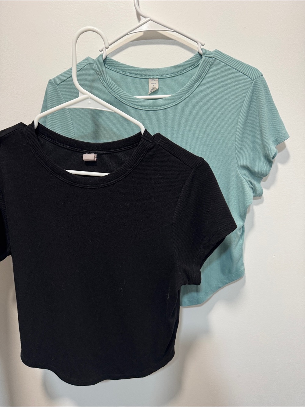 2 Old Navy Ribbed Tees